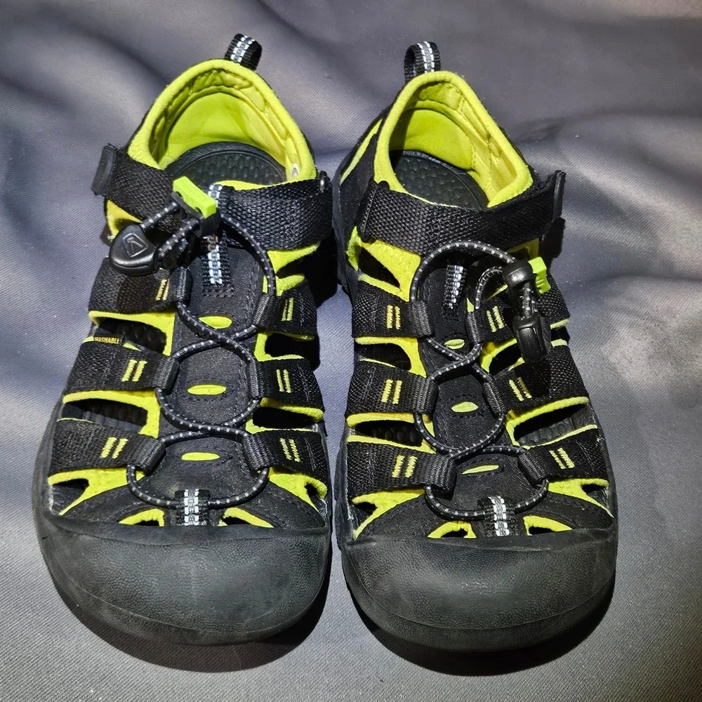 Keen Newport H2 Kids Water Sandals Black Lime Green Size 4 US 36 EU 1009965